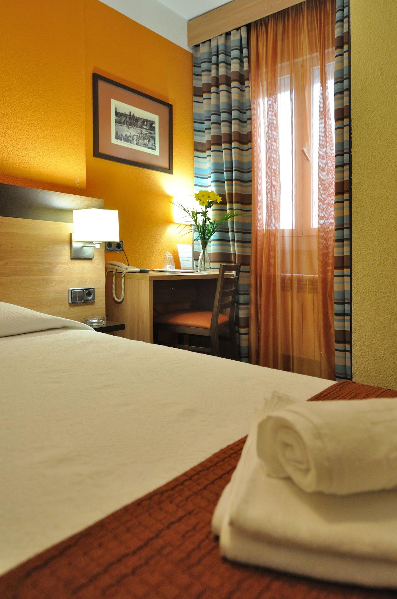 Hostal Ballesta Madrid Ngoại thất bức ảnh