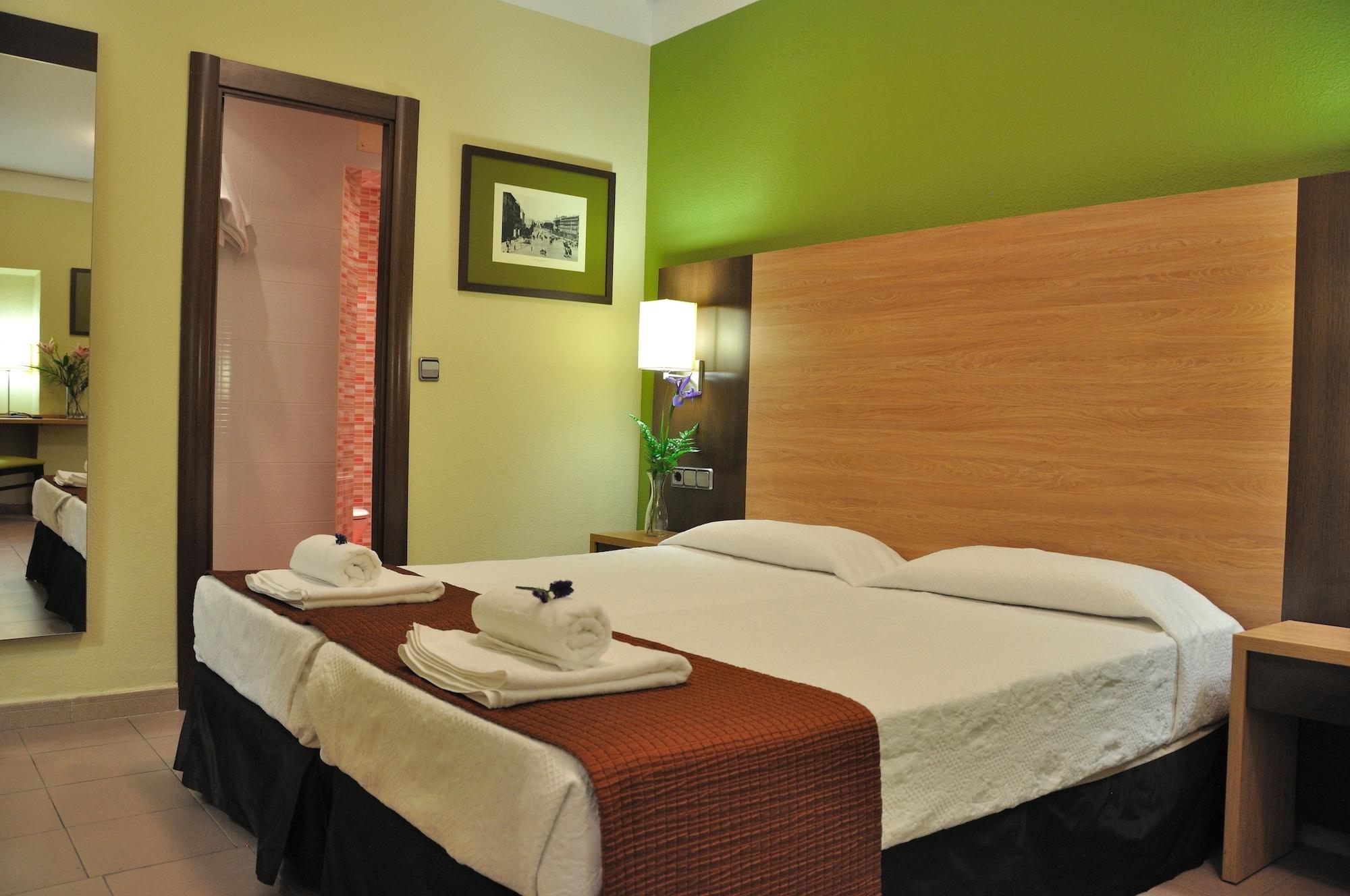 Hostal Ballesta Madrid Ngoại thất bức ảnh