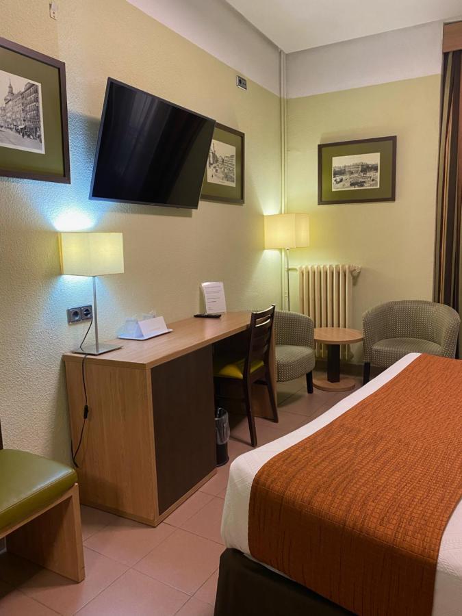 Hostal Ballesta Madrid Ngoại thất bức ảnh