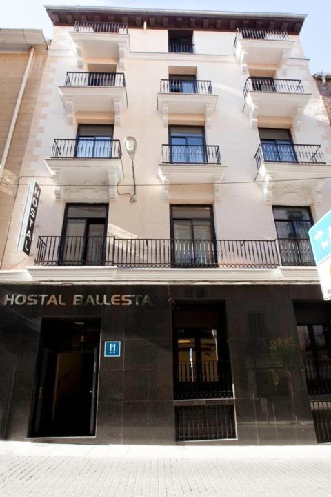 Hostal Ballesta Madrid Ngoại thất bức ảnh