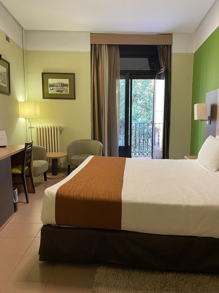 Hostal Ballesta Madrid Ngoại thất bức ảnh
