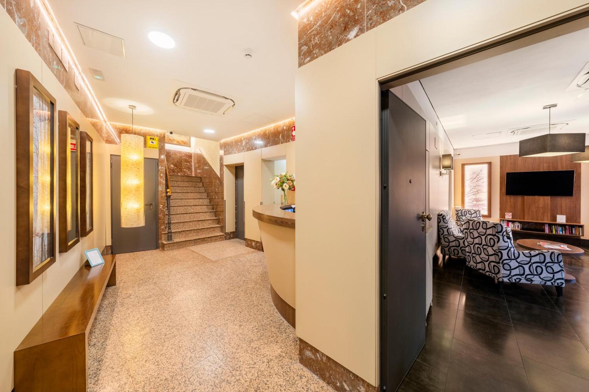 Hostal Ballesta Madrid Ngoại thất bức ảnh