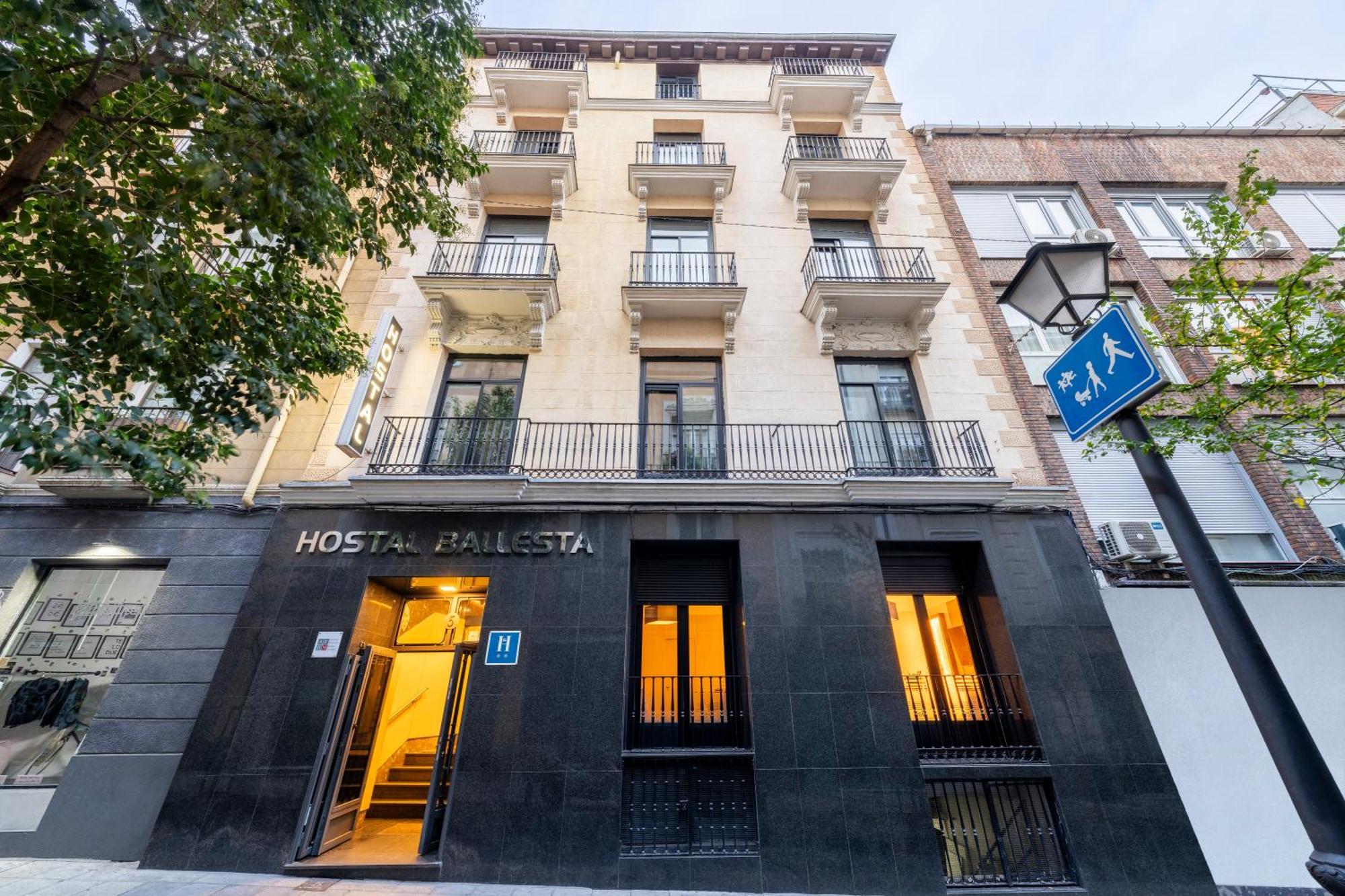 Hostal Ballesta Madrid Ngoại thất bức ảnh