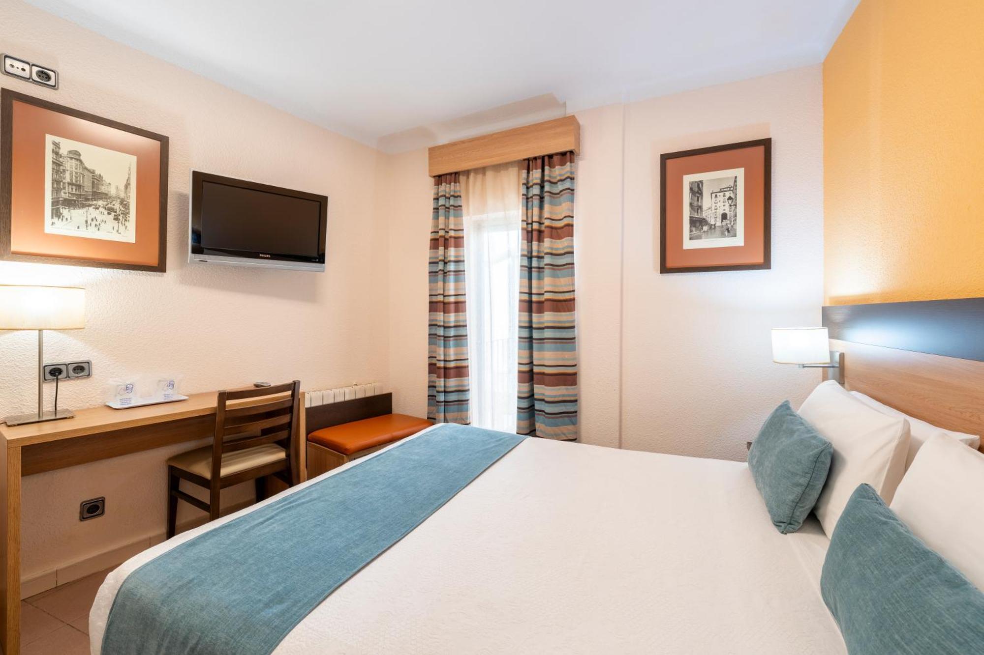 Hostal Ballesta Madrid Ngoại thất bức ảnh