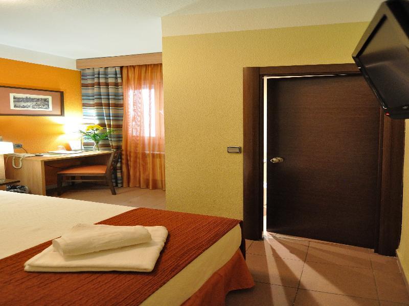 Hostal Ballesta Madrid Ngoại thất bức ảnh